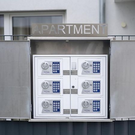 Modern Apartment With Private Balcony Near City Center Βιέννη Εξωτερικό φωτογραφία