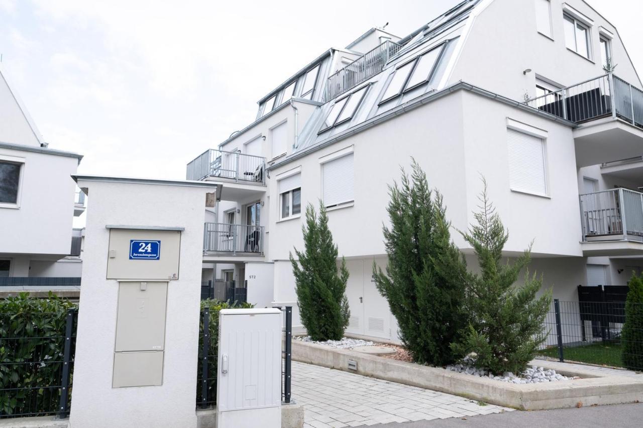 Modern Apartment With Private Balcony Near City Center Βιέννη Εξωτερικό φωτογραφία